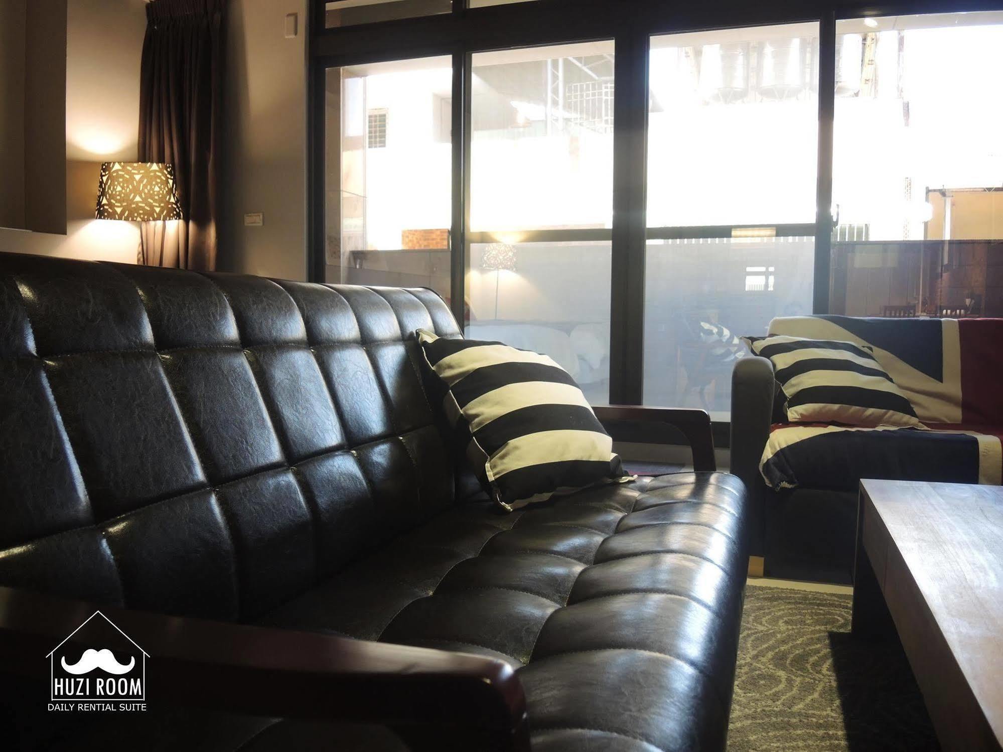 Huzi Room Tainan Exterior foto